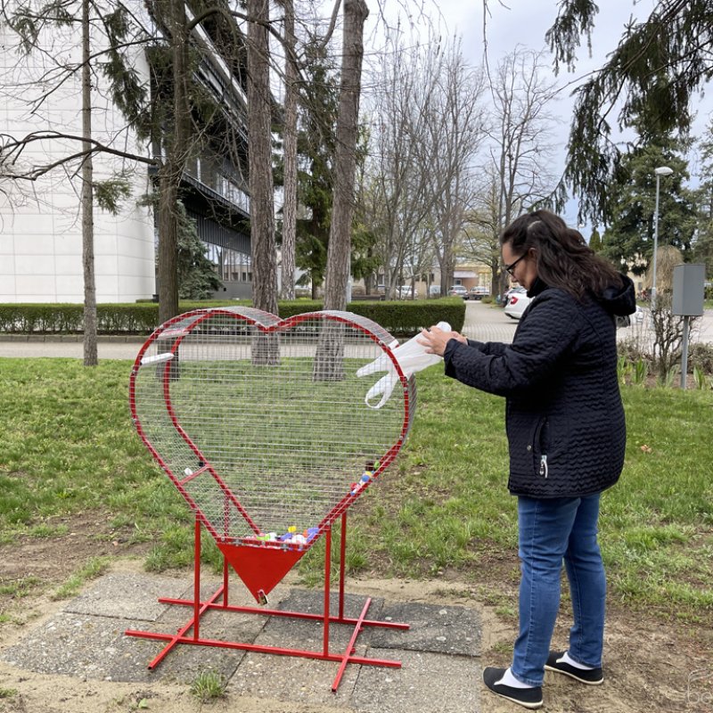 Kupakgyűjtő szívet avattak 17